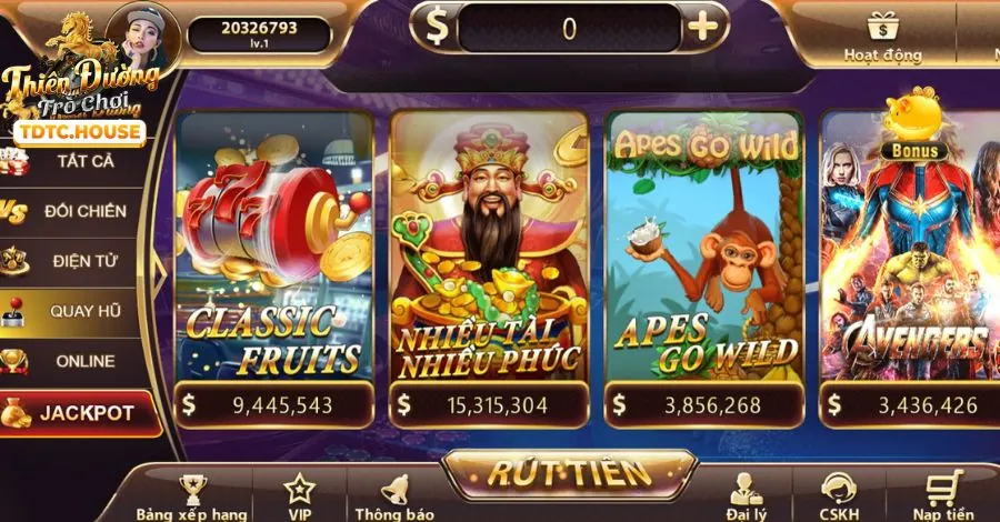 Người chơi tập trung vào chiến thuật bắn cá tại hi8 info